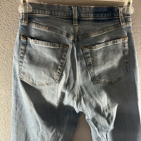 Abercrombie & Fitch The Ankle Straight Ultra High Rise Jeans - Picture 8 of 11